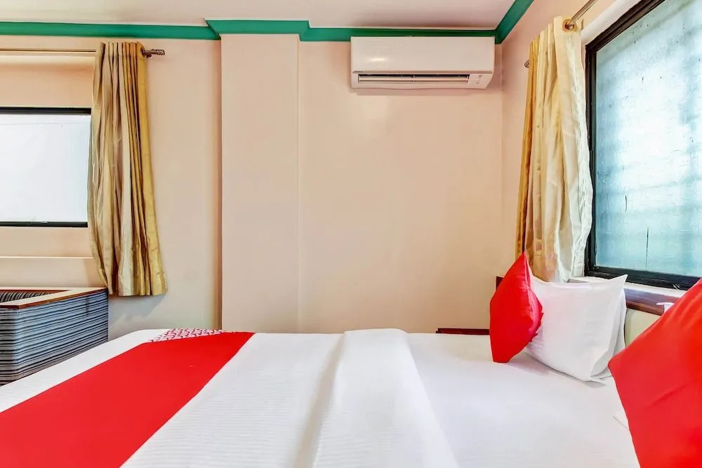 OYO 40635 Hotel Shloka