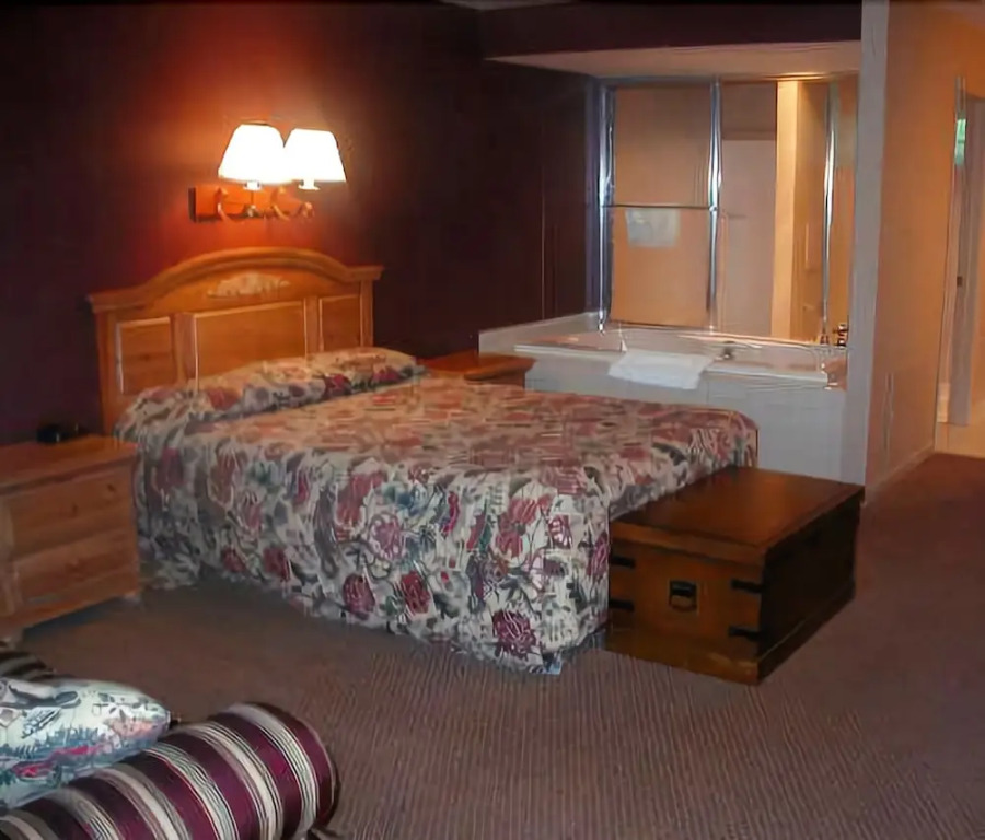 Bellaire Inn