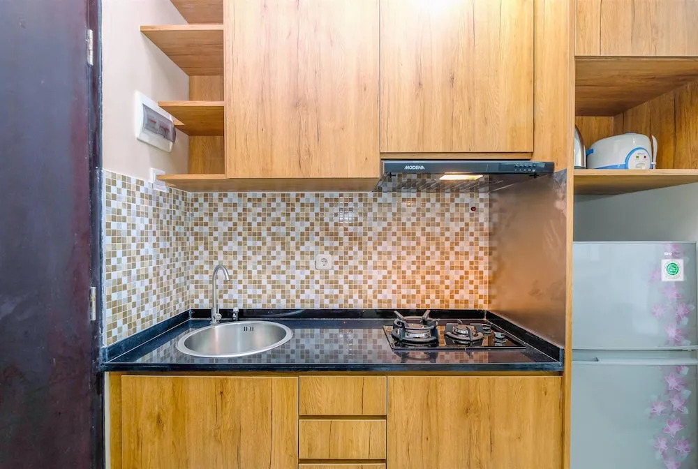 Homey and Nice 1BR Apartment at Atlanta Residence By Travelio