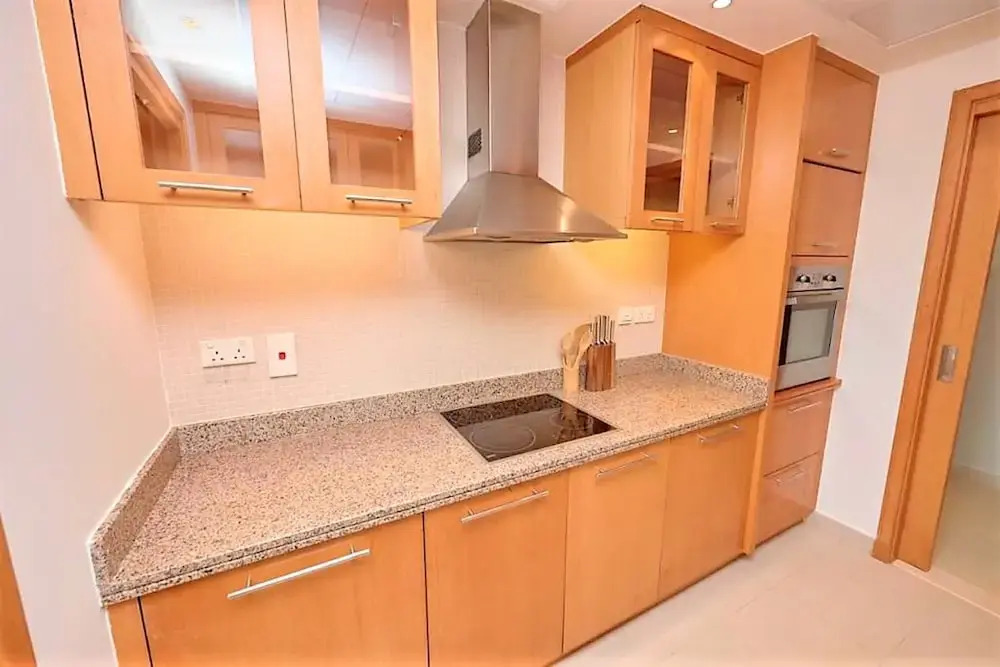 Stunning 2 bed Balcony Marina View Dubai