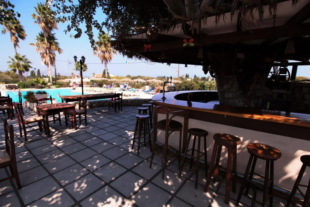 Ampavris Family Apartments