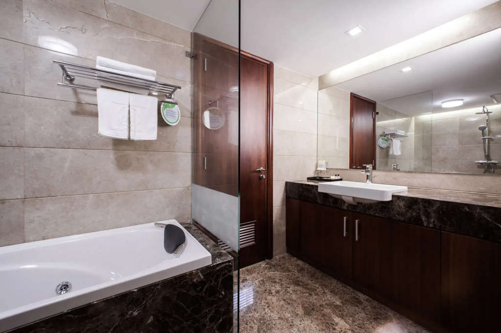 Army Hotel