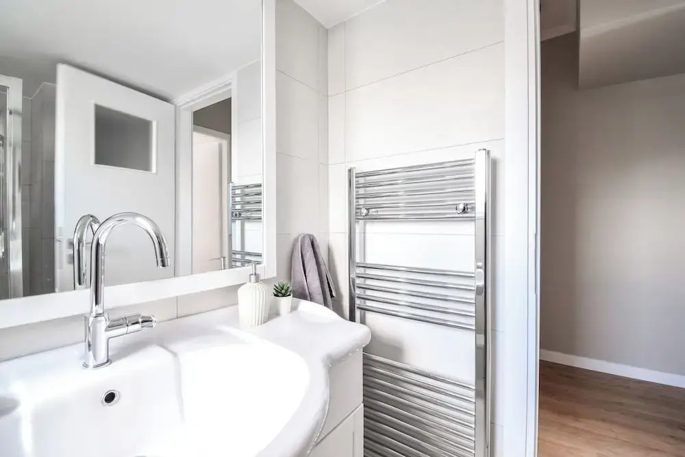 Alimos Luxury 3 Bd Apt w Stunning Views