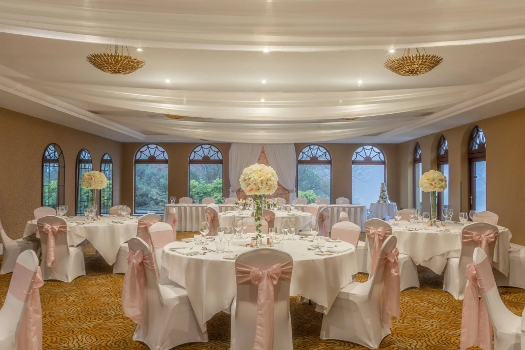 Gleddoch Golf & Spa Resort