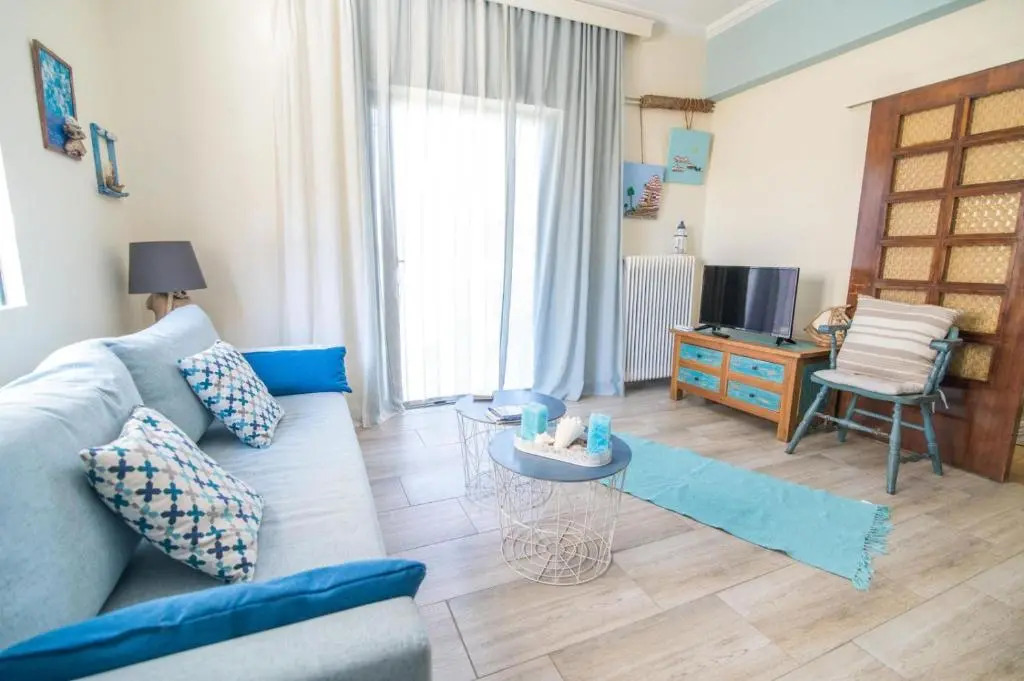 Vacation house on Pantokratoras beach
