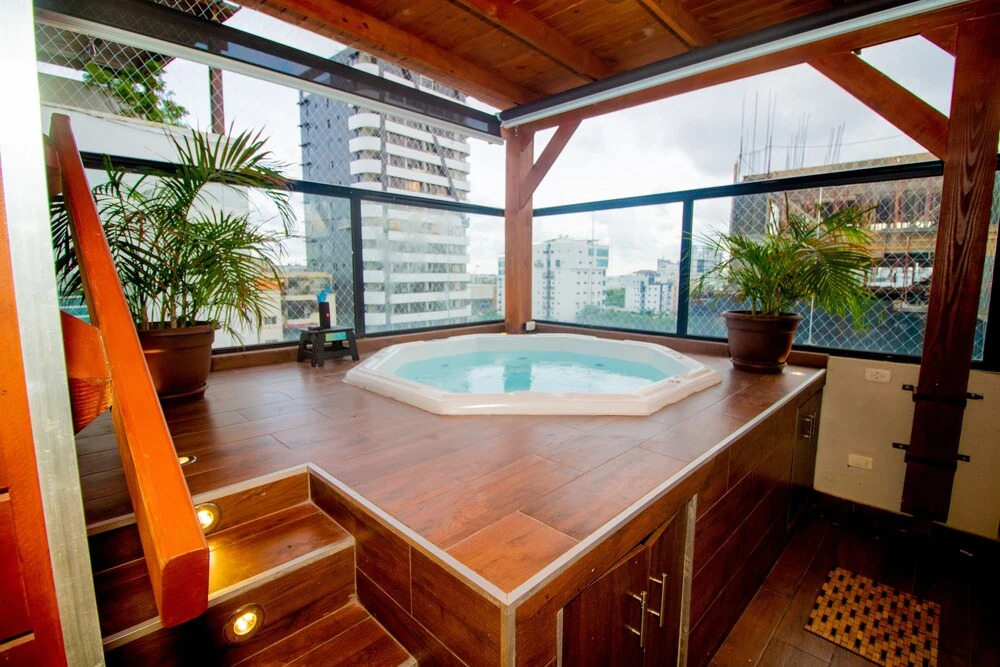 "luxurious and Elegant Apartment in Bella Vista"