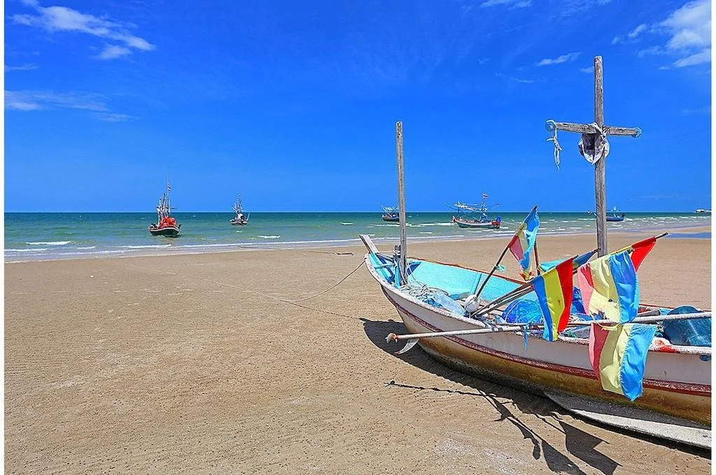 Chelona Khaotao Hua Hin E702
