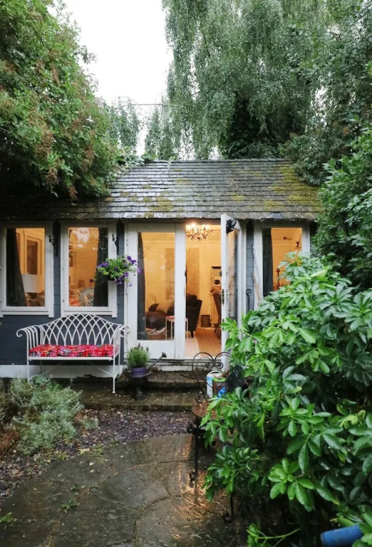 Boho Chic House for 5 With Garden