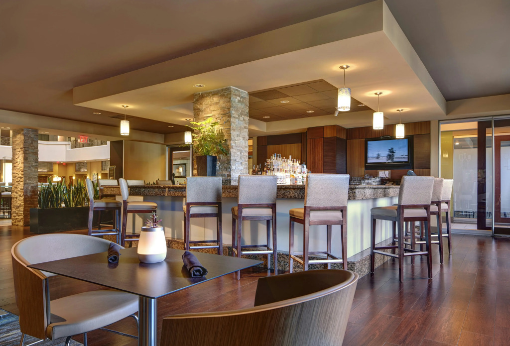 Embassy Suites by Hilton San Diego La Jolla