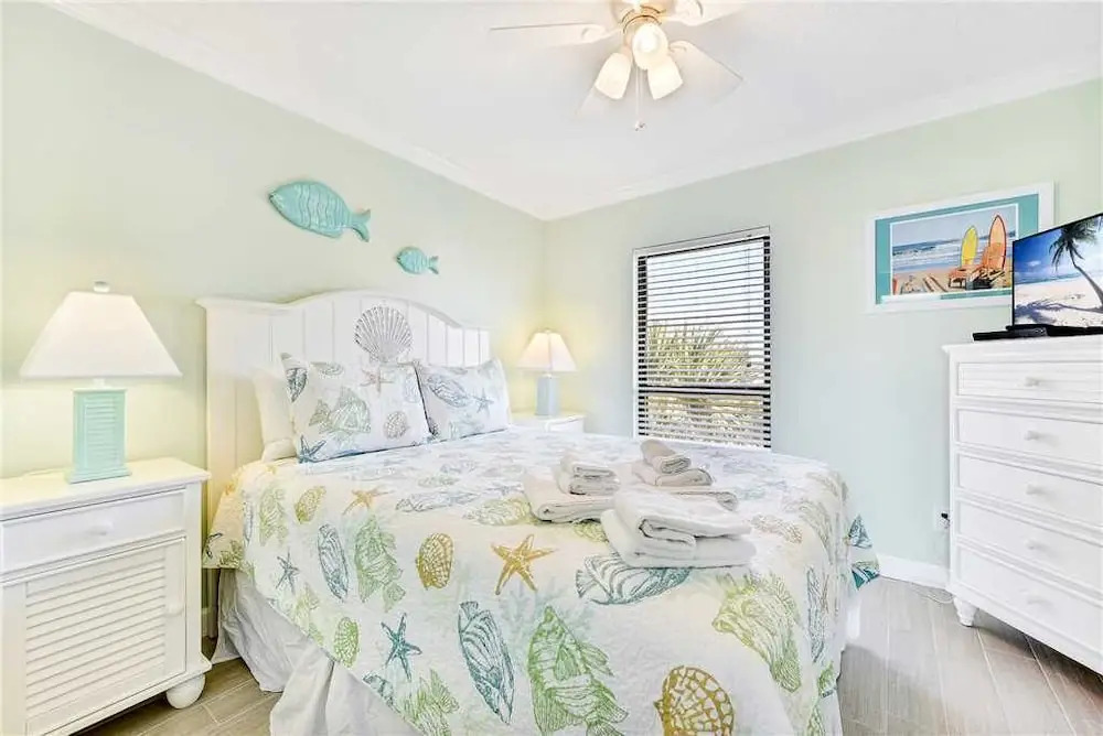 Sea Place Paradise, 2 Bedroom, Oceanfront, End Unit, Sleeps 6, 2 Balconies
