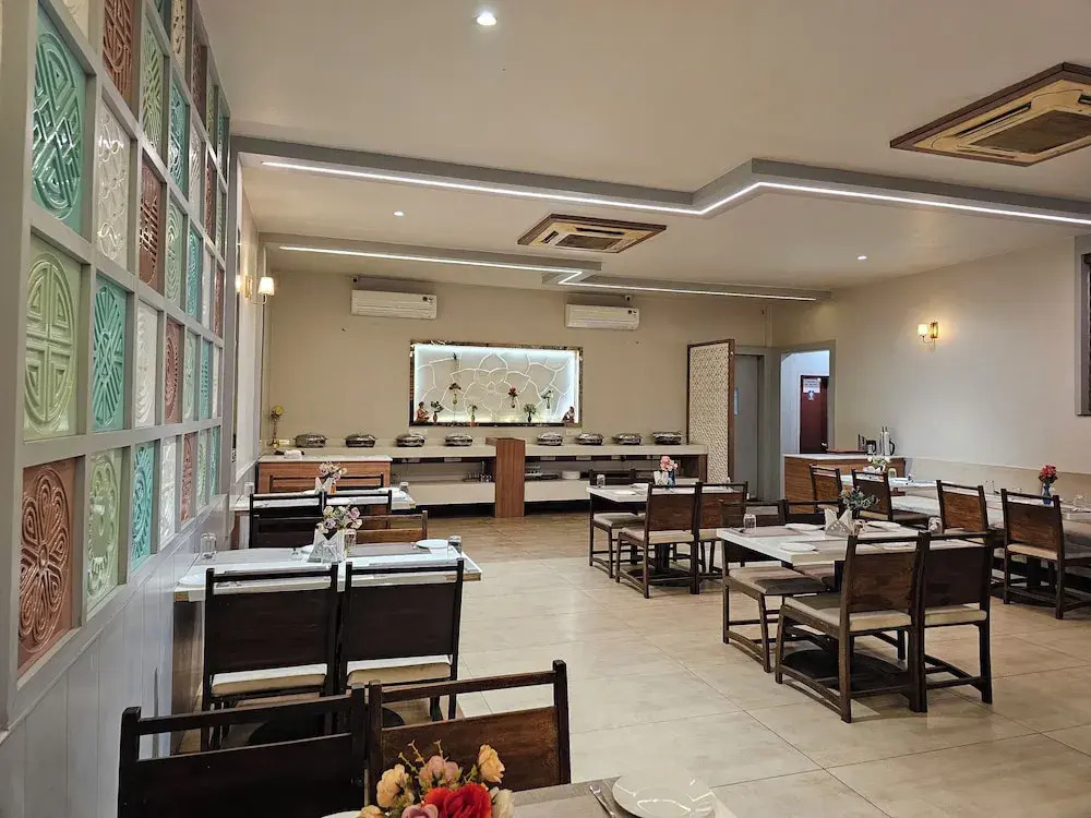 Devki Grand Hotel