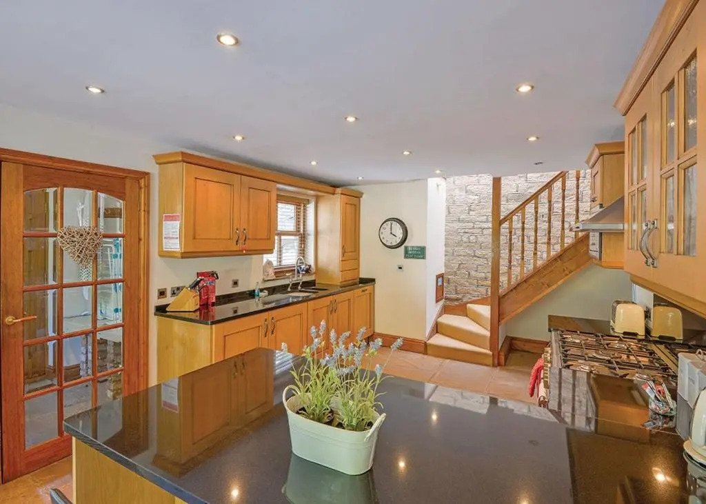 Charlesworth Lodges