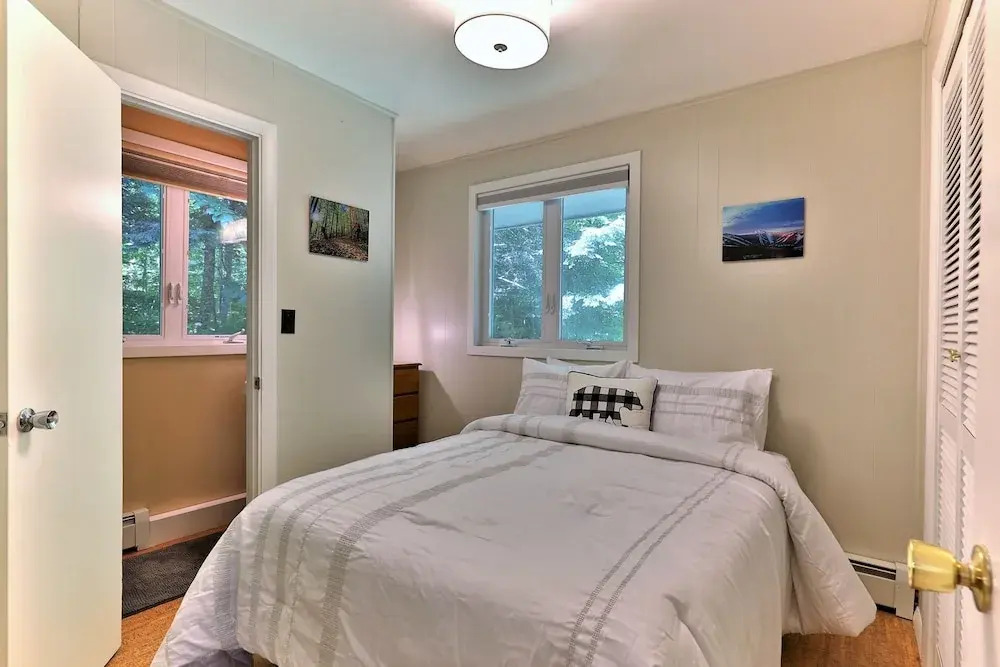 "the Shack" At Killington: 3br/1.5ba Remodeled Home. Hot Tub. 3 Bedroom Home