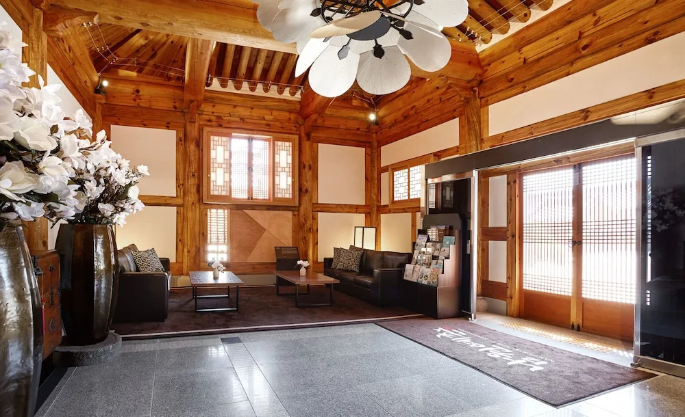 Hanok Stay Namwonyechon