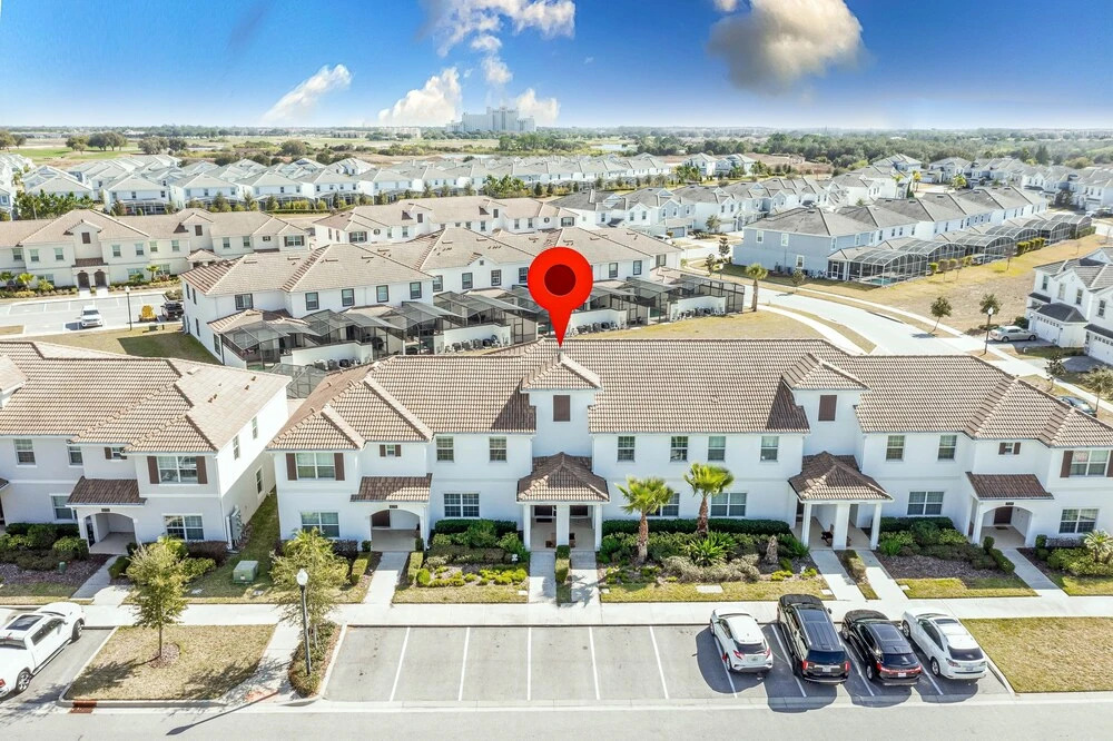 1577cg 4 Bedroom Townhouse by Redawning