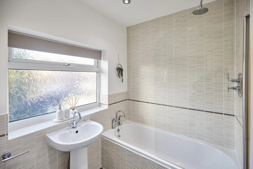 Host & Stay | Newsam Crescent