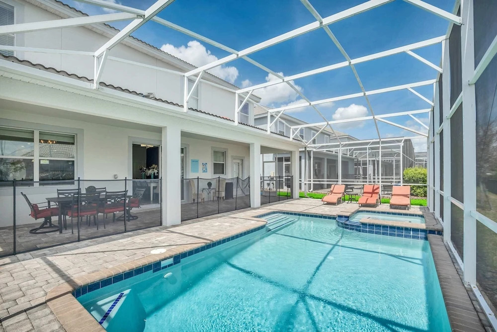 Stunning and Spacious Home Near Disney, CDC Standards #rcg8521