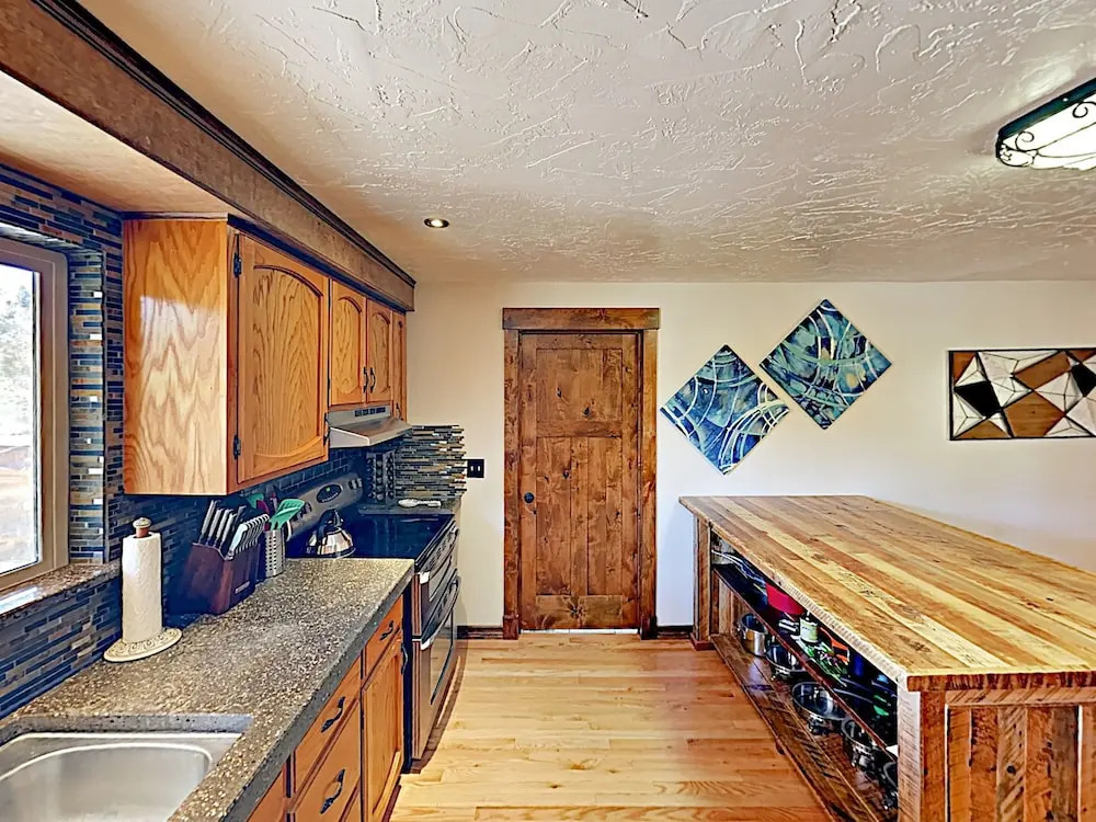 New Listing! Bend Basecamp W/ Hot Tub, Fenced Yard 3 Bedroom Home