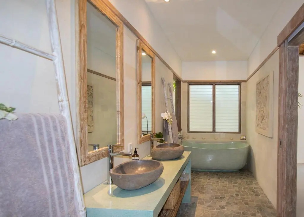 Aloha Beach House Bingin Villas