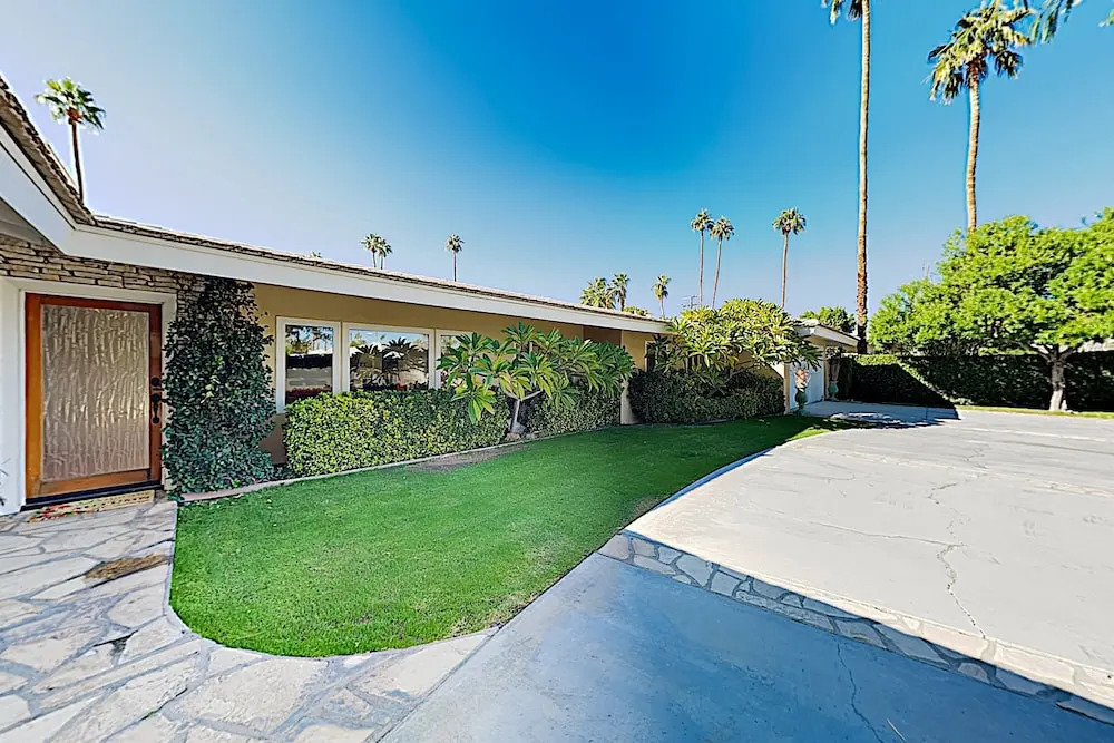 New Listing! Deepwell Oasis W/ Casita, Pool & Spa 4 Bedroom Home