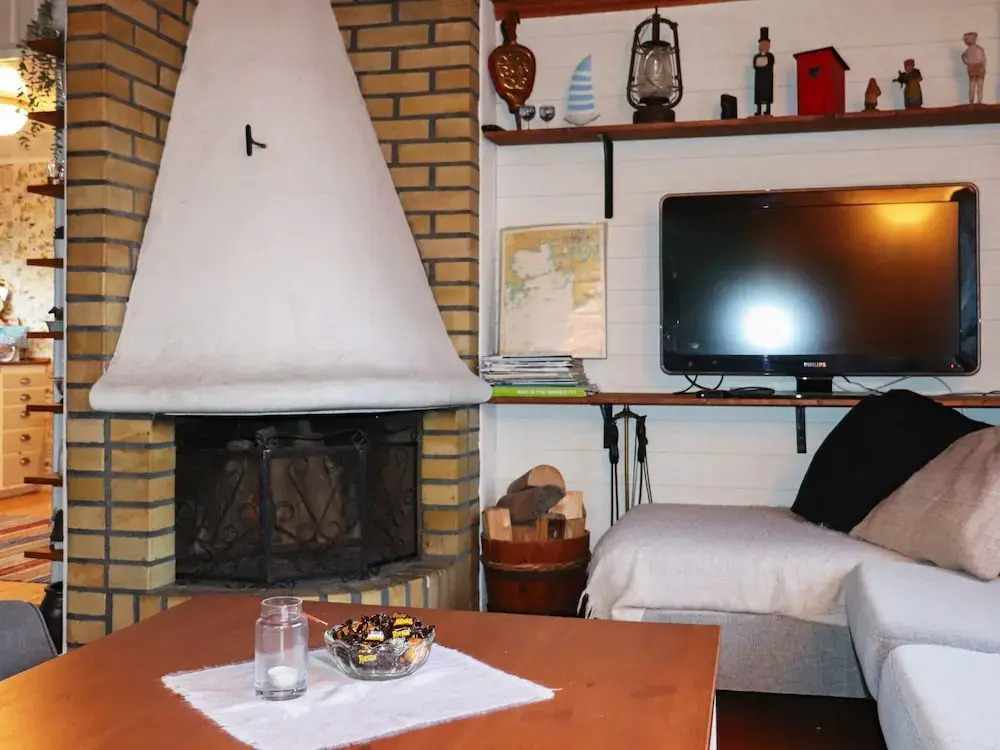 9 Person Holiday Home in Frandefors