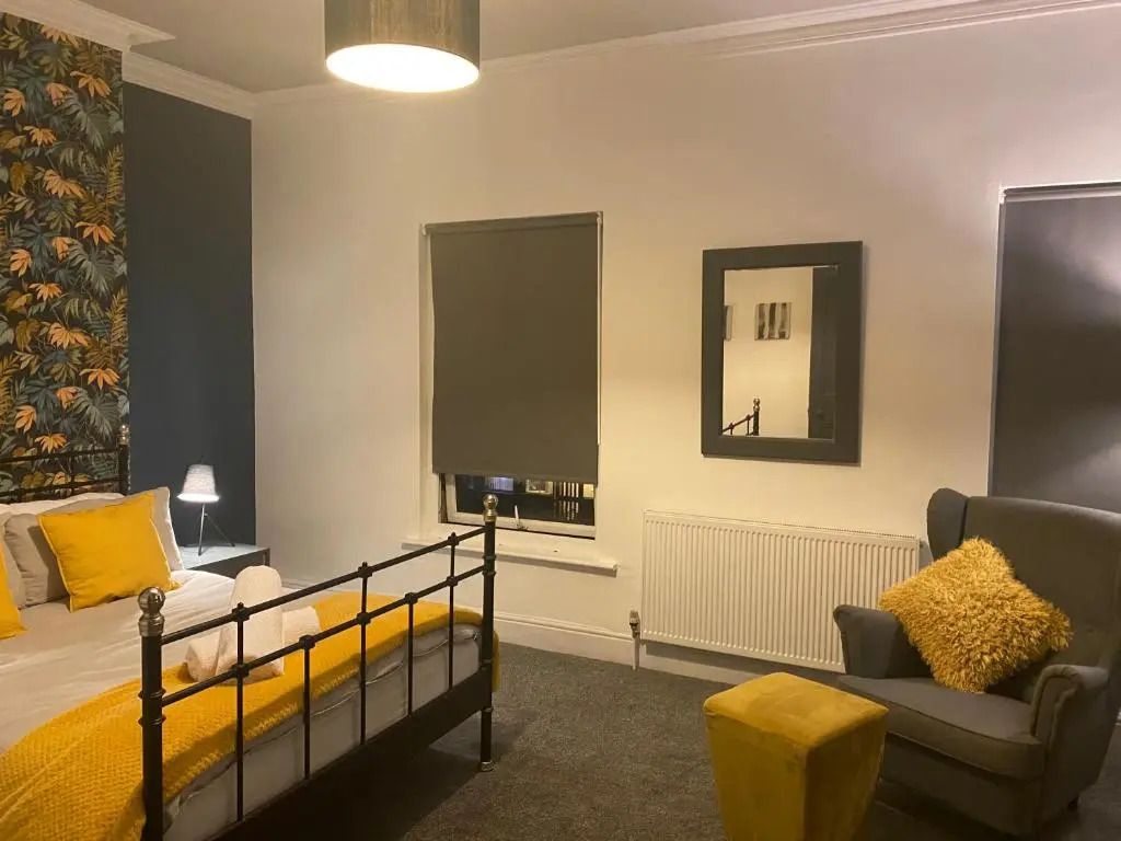 Refurbished 3 Bed House in Manchester