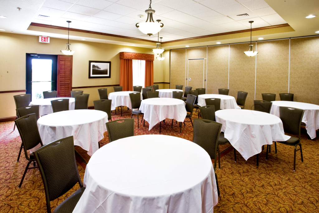 Holiday Inn Express & Suites Lake Placid by IHG