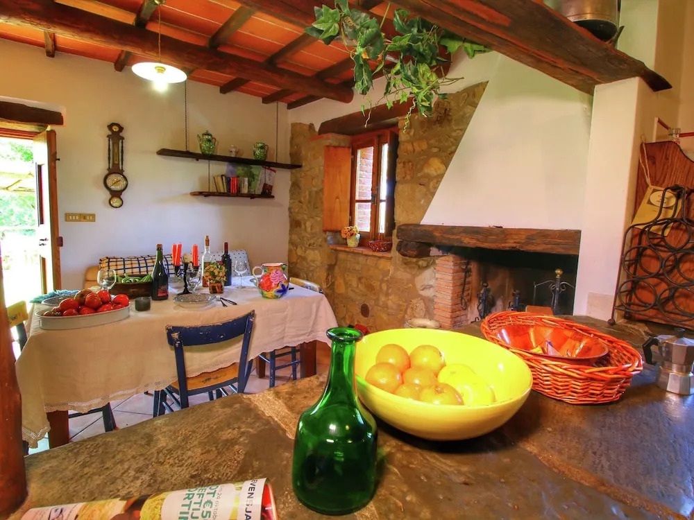 Striking Farmhouse, Ortignano