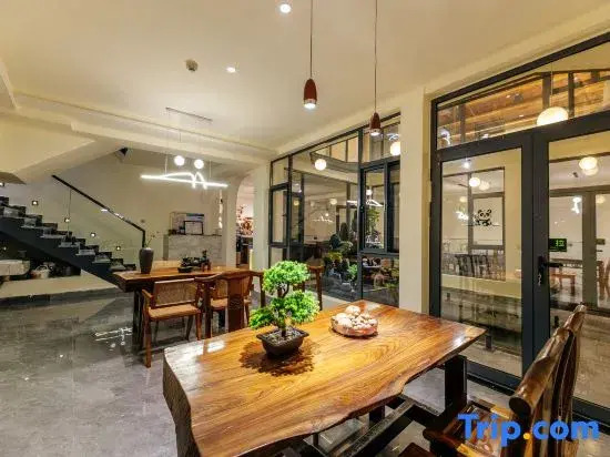 Hongcun Boyue Fanhua Designer Art Resort Art Homestay