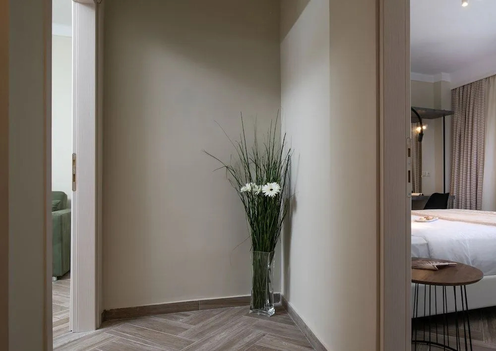 Olenia Luxury Apartments 3