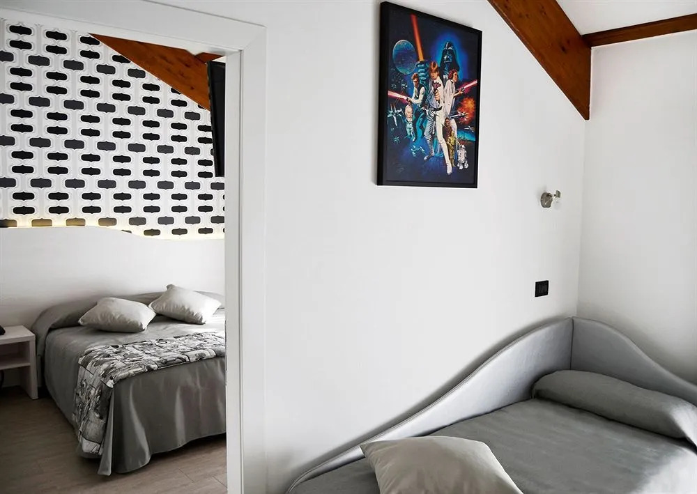 B&B Seventy Design