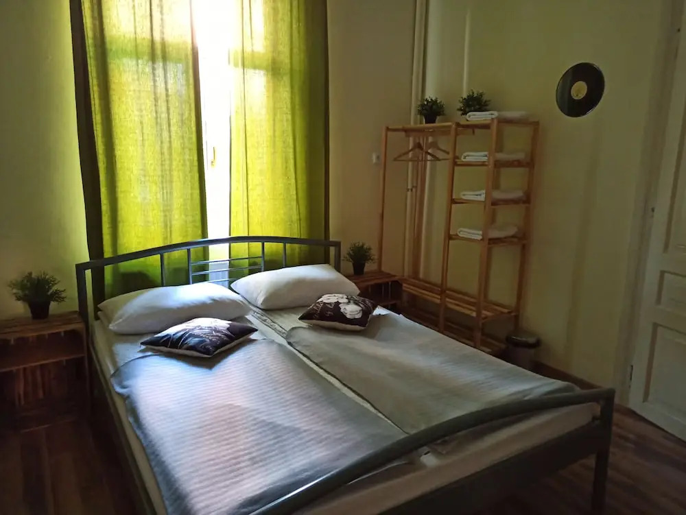 WILLA RETRO Hostel & Rooms