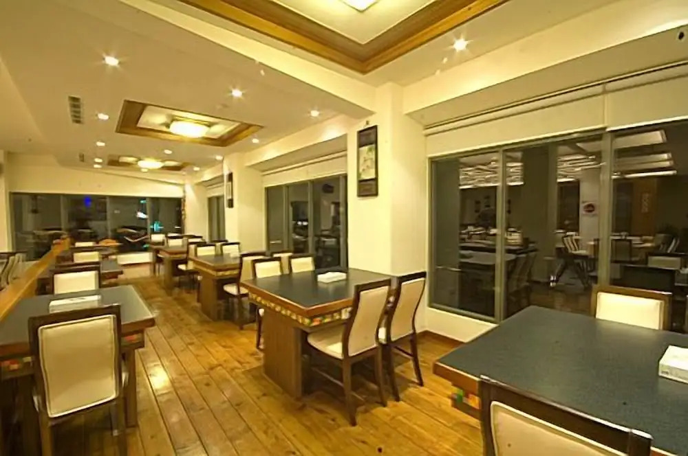 Chun Jing Hillview Villa