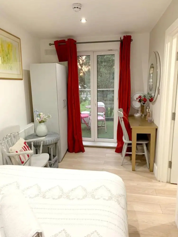 Apartment With 2 Bedrooms in Greater London, With Wonderful City View, Terrace and Wifi