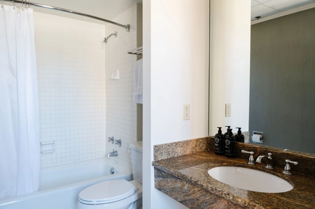 The Lafayette New Orleans By Kasa Living
