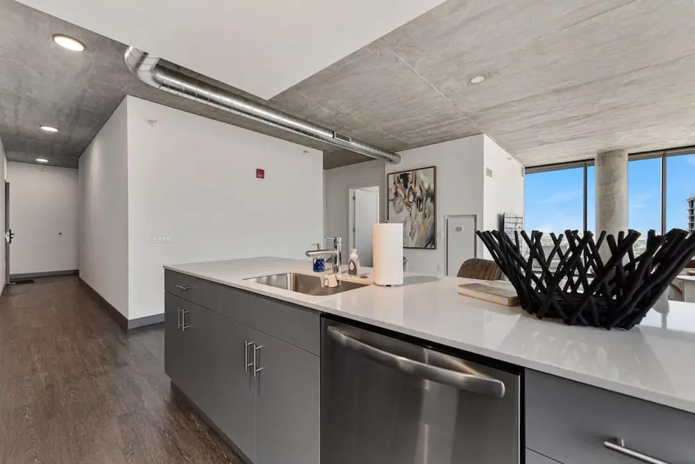 Why Settle for Ordinary 5 Stars Apartment The Avant
