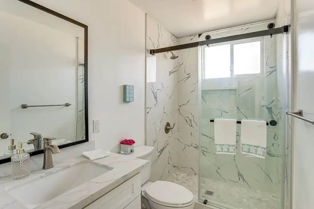 7 Mi Huntington Beach: Family Home w/ Patio!