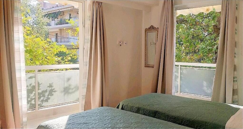 Marousi Serene Suite