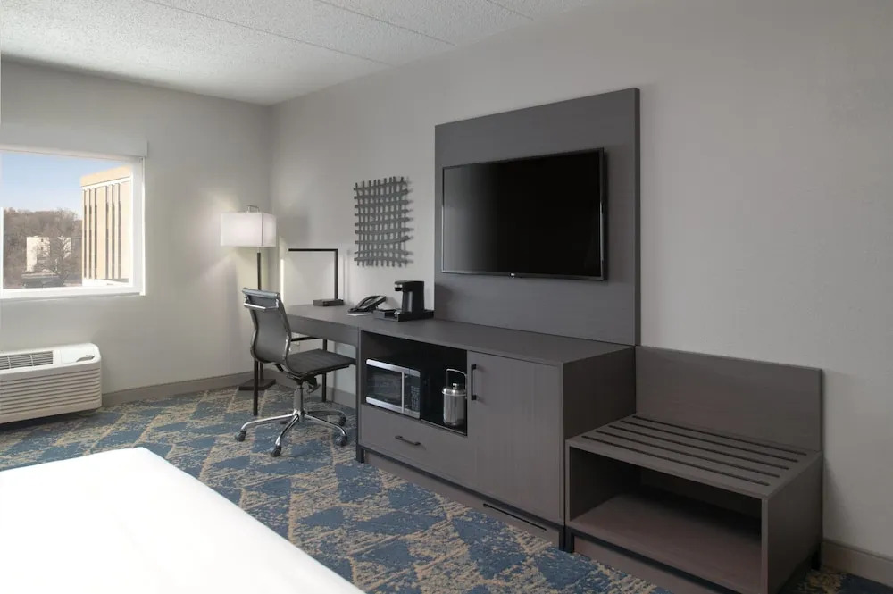 Renaissance Framingham Hotel & Conference Center