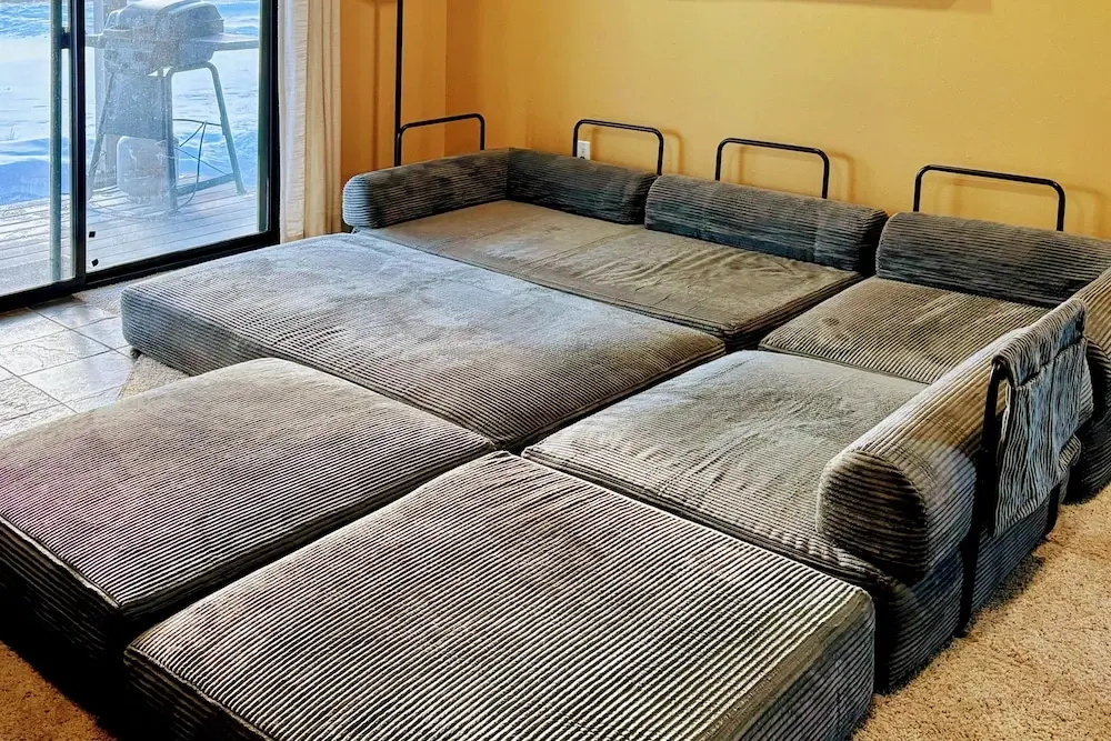 Cozy Condo: Steps to Free Winter Park Shuttle