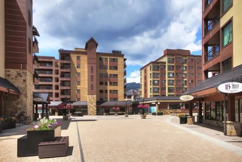 4 Bedroom Ski In, Ski Out Mountain Vacation Rental Located Next To Historic Main Street In Downtown Breckenridge