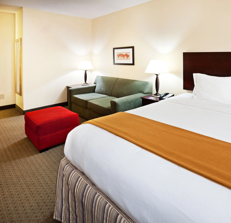 Holiday Inn Express Knoxville-Strawberry Plains by IHG