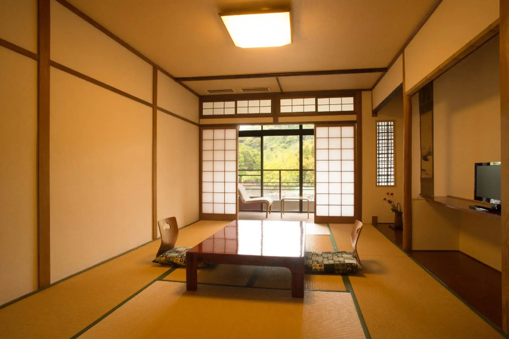 Hanayashiki Ukifune-en
