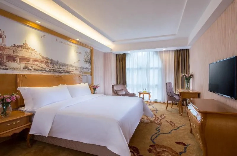 Vienna Classic Hotel Shenzhen Bantian Wuhe Avenue
