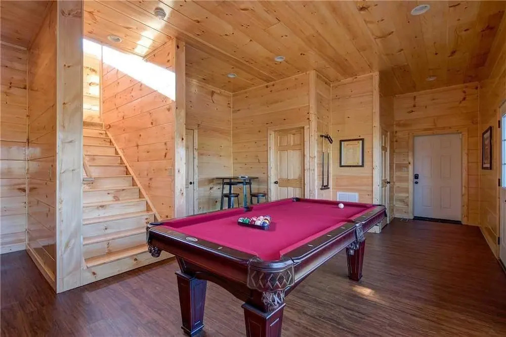 Majestic Waters 2 Bedroom Home with Private Pool