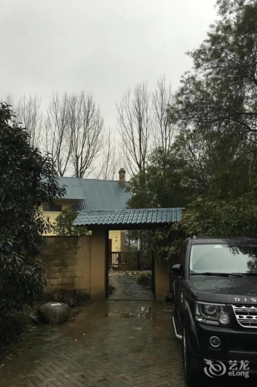 Suzhou Greendoor Resort Hotel