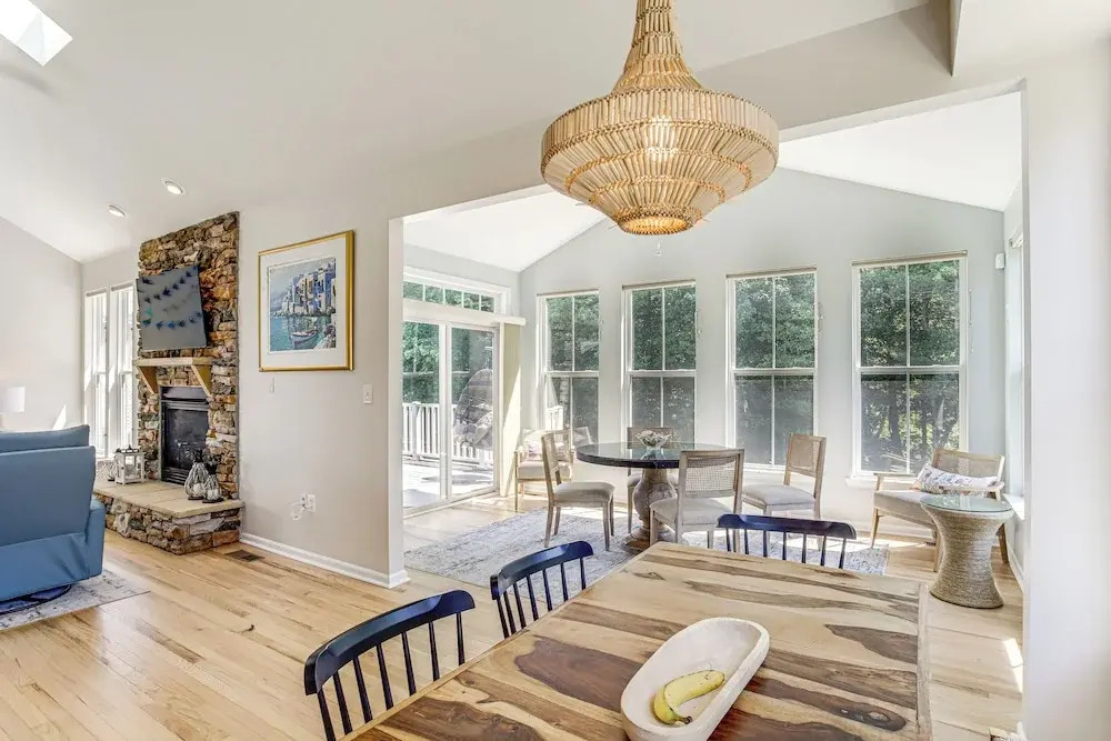 Deck, Hot Tub & Resort Amenities: Ocean View Gem