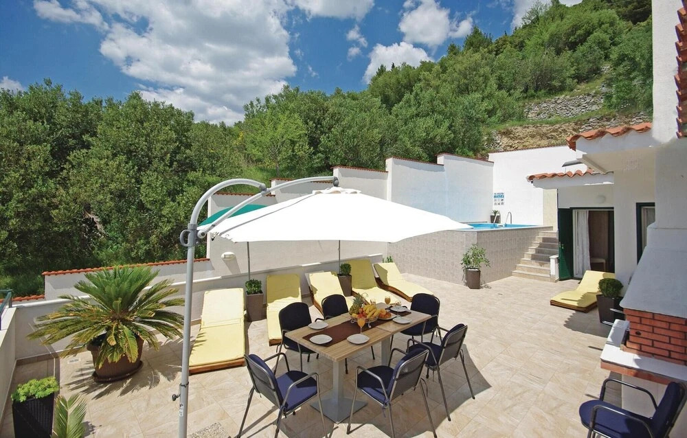 Stunning Home In Makarska