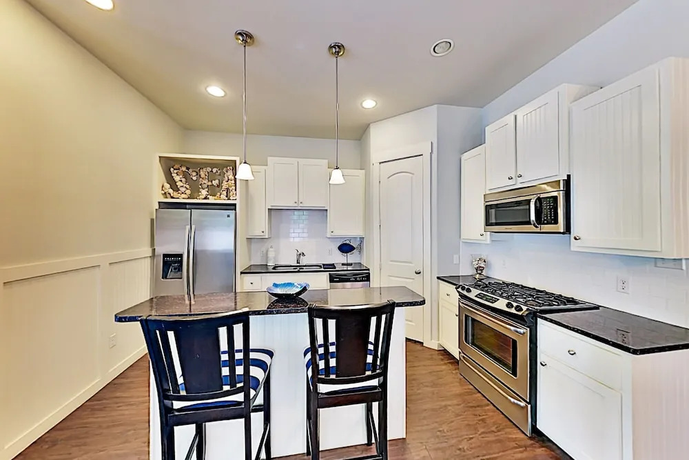 312sailh 3 Bedroom Home