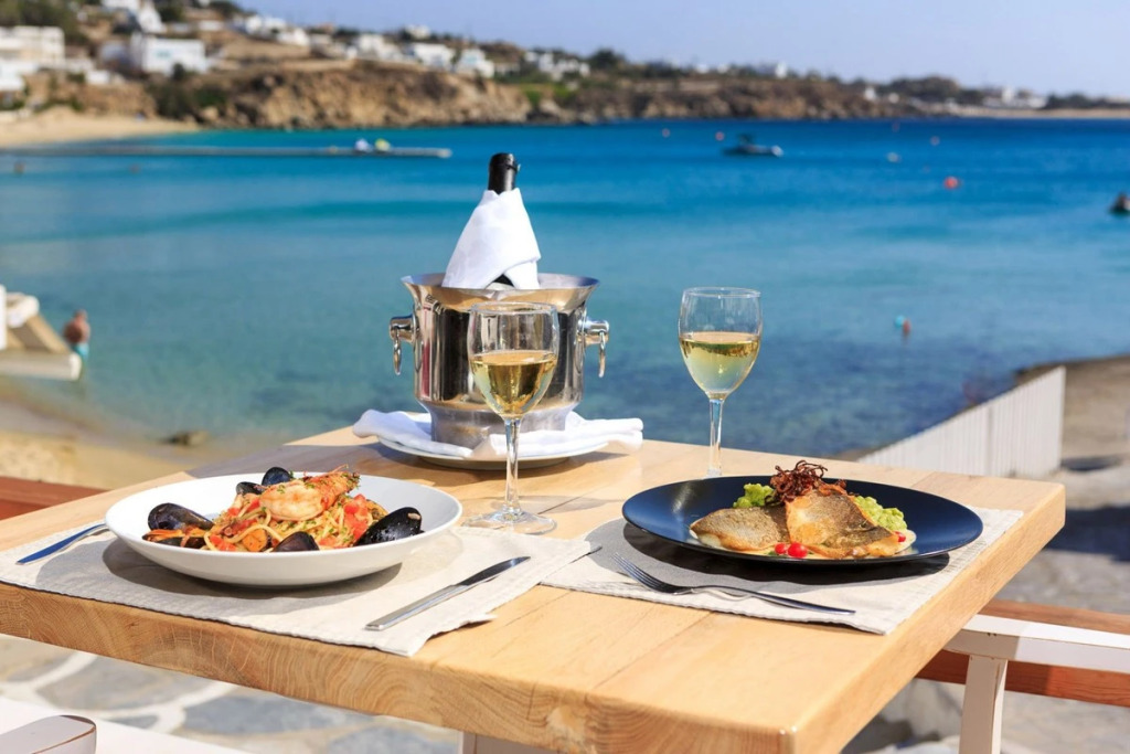 Petinos Beach Hotel